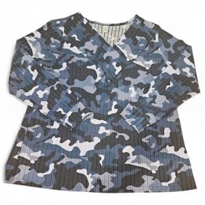 Women's Blue Camo V-Neck Long Sleeve Blouse NWOT XL